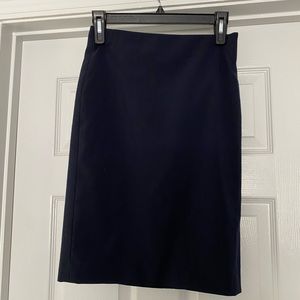 Like new Ann Taylor pencil skirt navy blue